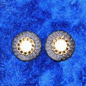 Vintage shoe clips black circle with gold and pearl